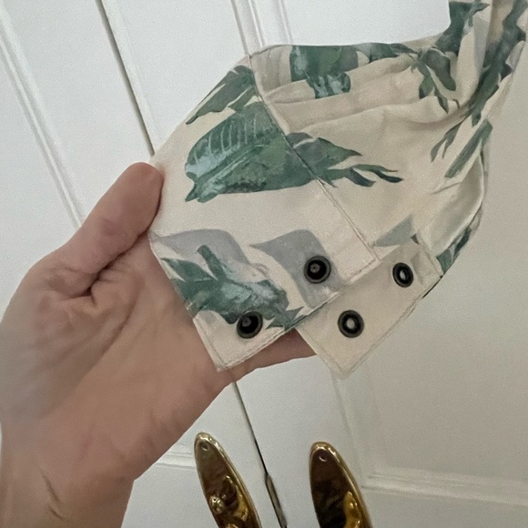 ONE TEASPOON Wasteland Wide Leg
Tropical Long Sleeve Jumpsuit Khaki M (NWOT) - Picture 10 of 14